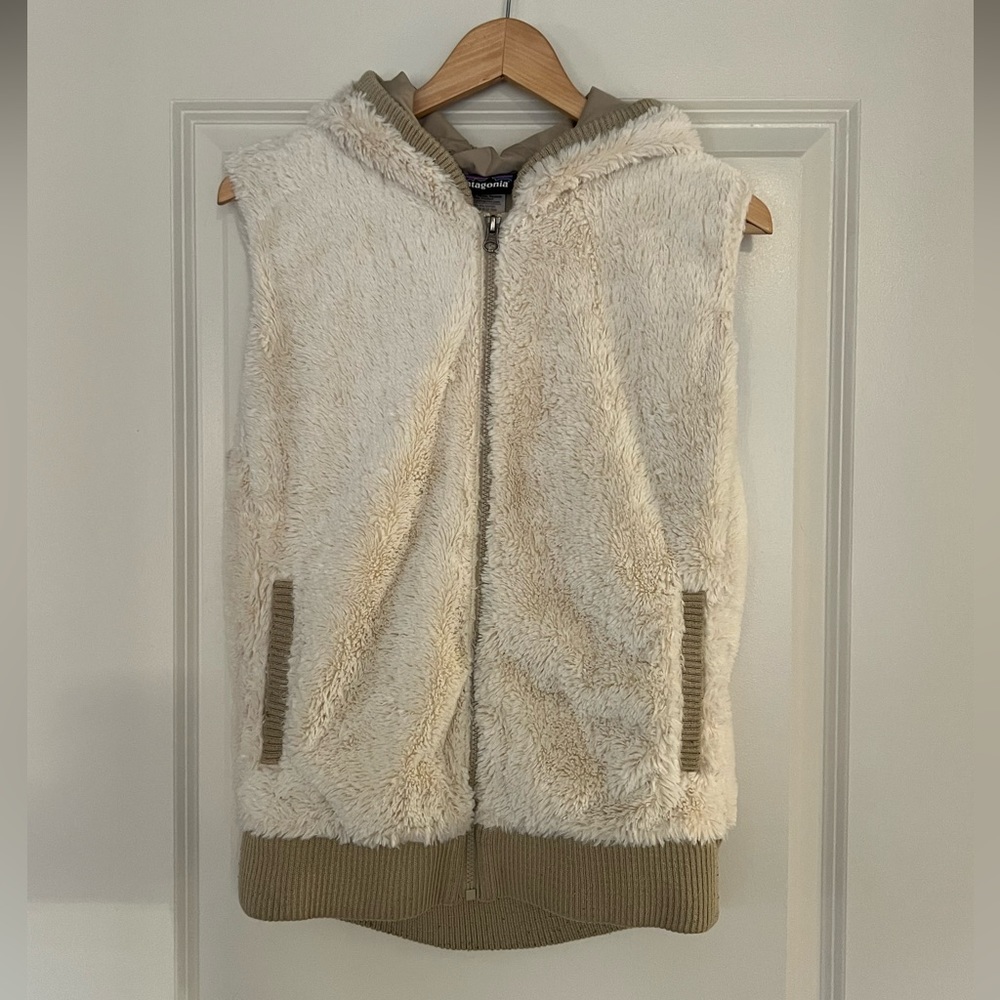 Patagonia fleece vest